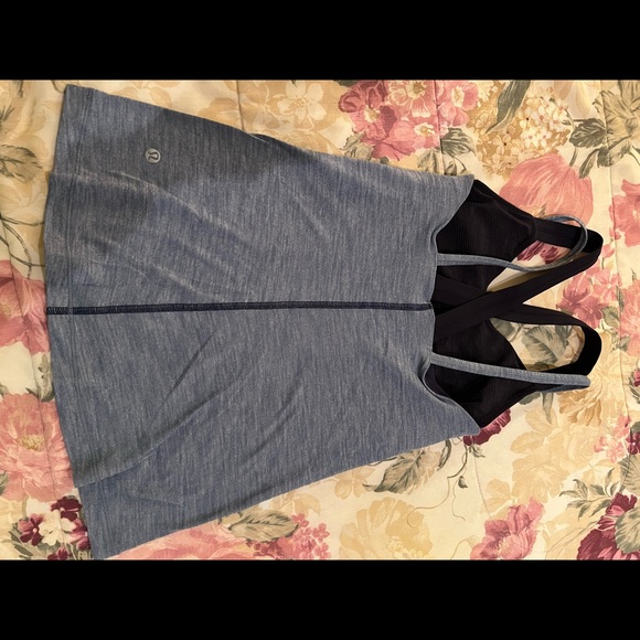 Lululemon - Picture 2 of 2